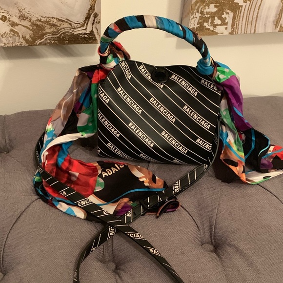 Balenciaga crossbody scarf bag - Picture 1 of 8
